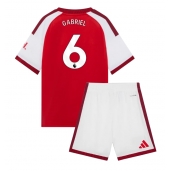 Arsenal Gabriel Magalhaes #6 Replika Hemmatröja Barn 2026-27 Kortärmad (+ byxor)