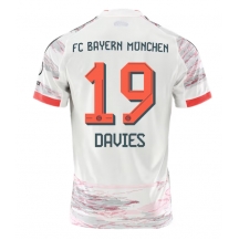Bayern Munich Alphonso Davies #19 Replika Bortatröja 2025-26 Kortärmad
