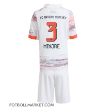 Bayern Munich Kim Min-jae #3 Replika Bortatröja Barn 2025-26 Kortärmad (+ byxor)