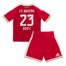 Bayern Munich Sacha Boey #23 Replika Hemmatröja Barn 2026-27 Kortärmad (+ byxor)
