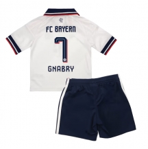 Bayern Munich Serge Gnabry #7 Replika Bortatröja Barn 2026-27 Kortärmad (+ byxor)