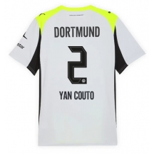Borussia Dortmund Yan Couto #2 Replika Bortatröja 2025-26 Kortärmad