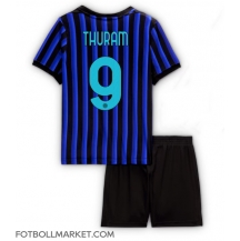 Inter Milan Marcus Thuram #9 Replika Hemmatröja Barn 2025-26 Kortärmad (+ byxor)