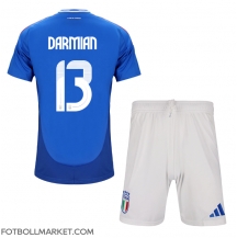 Italien Matteo Darmian #13 Replika Hemmatröja Barn EM 2024 Kortärmad (+ byxor)