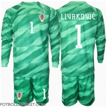 Kroatien Dominik Livakovic #1 Målvakt Replika Bortatröja Barn EM 2024 Långärmad (+ byxor)