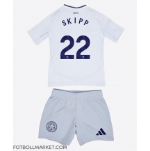 Leicester City Oliver Skipp #22 Replika Tredjetröja Barn 2024-25 Kortärmad (+ byxor)