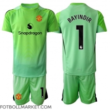 Manchester United Altay Bayindir #1 Målvakt Replika Tredjetröja Barn 2025-26 Kortärmad (+ byxor)