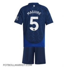 Manchester United Harry Maguire #5 Replika Bortatröja Barn 2024-25 Kortärmad (+ byxor)
