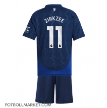 Manchester United Joshua Zirkzee #11 Replika Bortatröja Barn 2024-25 Kortärmad (+ byxor)