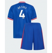 Manchester United Matthijs de Ligt #4 Replika Bortatröja Barn 2026-27 Kortärmad (+ byxor)