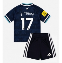 Newcastle United Bazoumana Toure #17 Replika Bortatröja Barn 2026-27 Kortärmad (+ byxor)