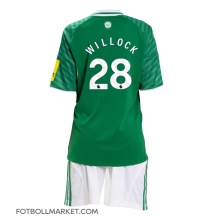 Newcastle United Joe Willock #28 Replika Bortatröja Barn 2025-26 Kortärmad (+ byxor)