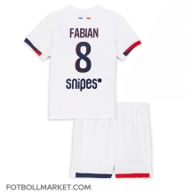 Paris Saint-Germain Fabian Ruiz #8 Replika Bortatröja Barn 2025-26 Kortärmad (+ byxor)