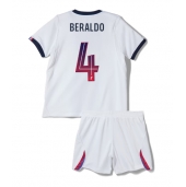 Paris Saint-Germain Lucas Beraldo #4 Replika Bortatröja Barn 2026-27 Kortärmad (+ byxor)