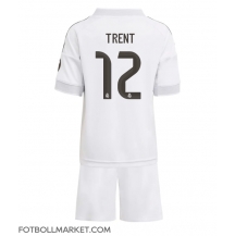 Real Madrid Alexander-Arnold #12 Replika Hemmatröja Barn 2025-26 Kortärmad (+ byxor)