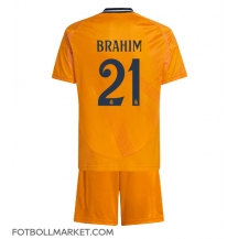 Real Madrid Brahim Diaz #21 Replika Bortatröja Barn 2024-25 Kortärmad (+ byxor)