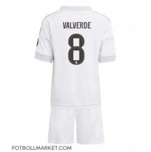 Real Madrid Federico Valverde #8 Replika Hemmatröja Barn 2025-26 Kortärmad (+ byxor)