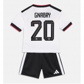 Tyskland Serge Gnabry #20 Replika Hemmatröja Barn VM 2026 Kortärmad (+ byxor)